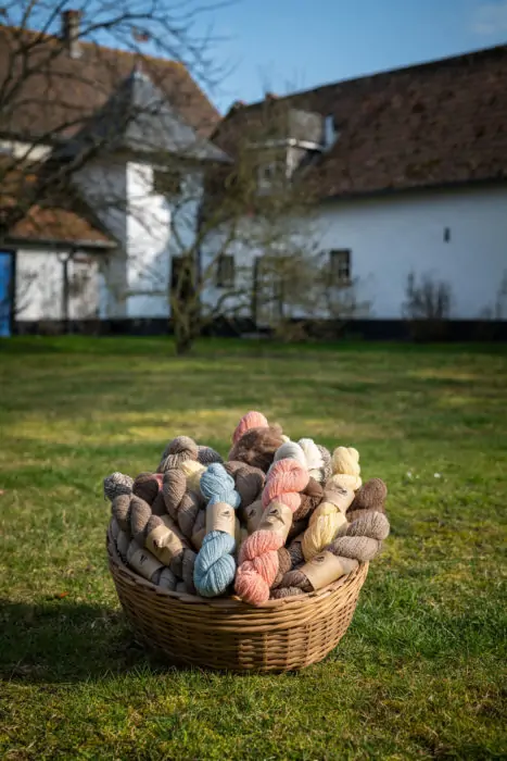 Catégorie des laines à tricoter